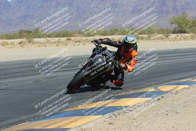 media/Mar-24-2025-Moto Forza (Mon) [[57ce5c5cff]]/1-Advanced Group/Session 3 (Turn 6 Inside)/
